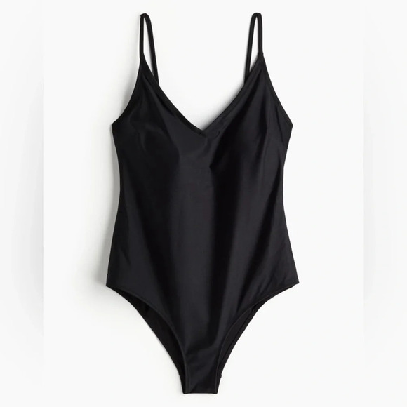 H&M Other - Swimwear 1 piece 48/16 black H&M removable pads NWT